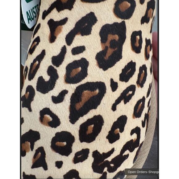 UGG Australia Leopard Print Pony Hair Mini II Boots - Women’s Size 8 - Picture 6 of 6